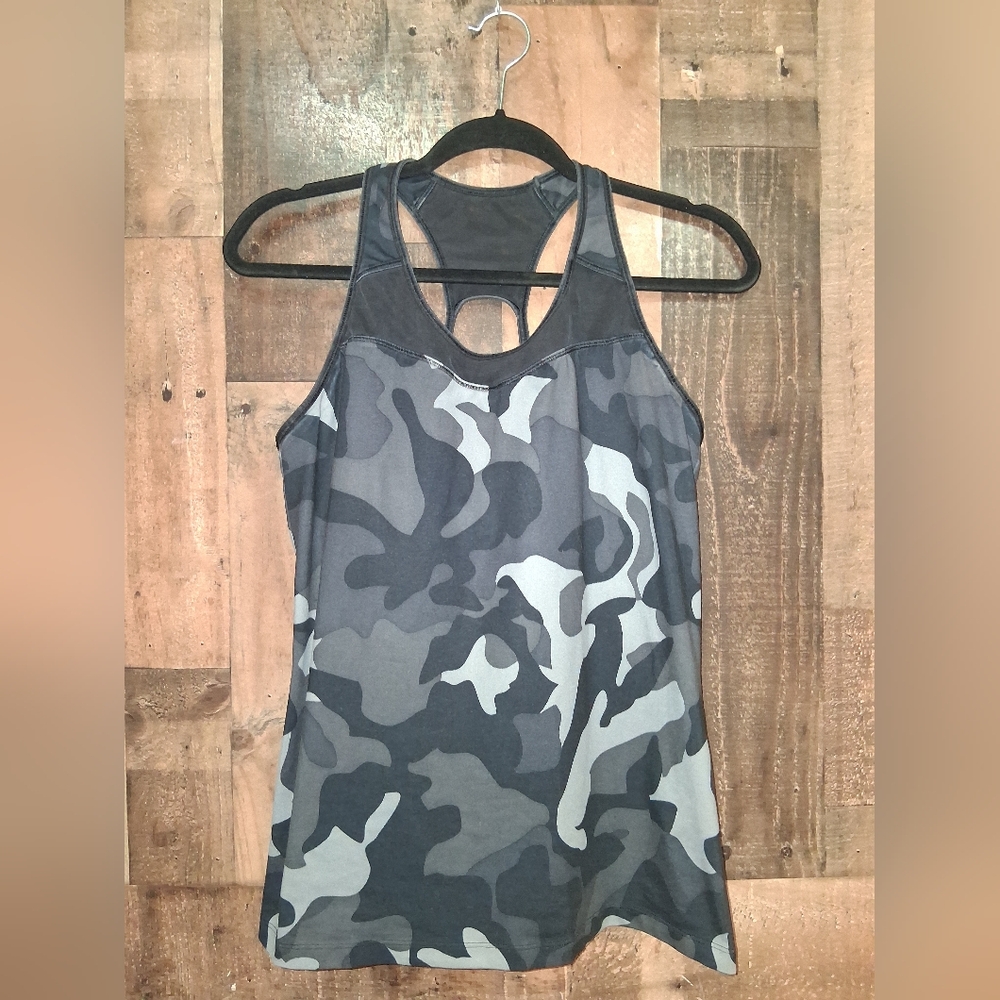 Athleta Momentum Racerback Womens Large Black Gray Camo Athletic Tank Top